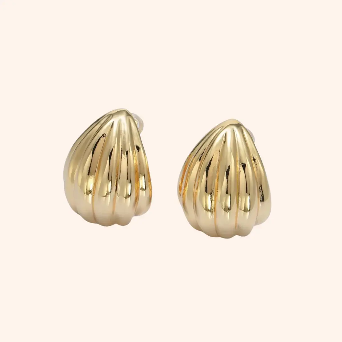 Stainless steel vintage puffy shell earrings