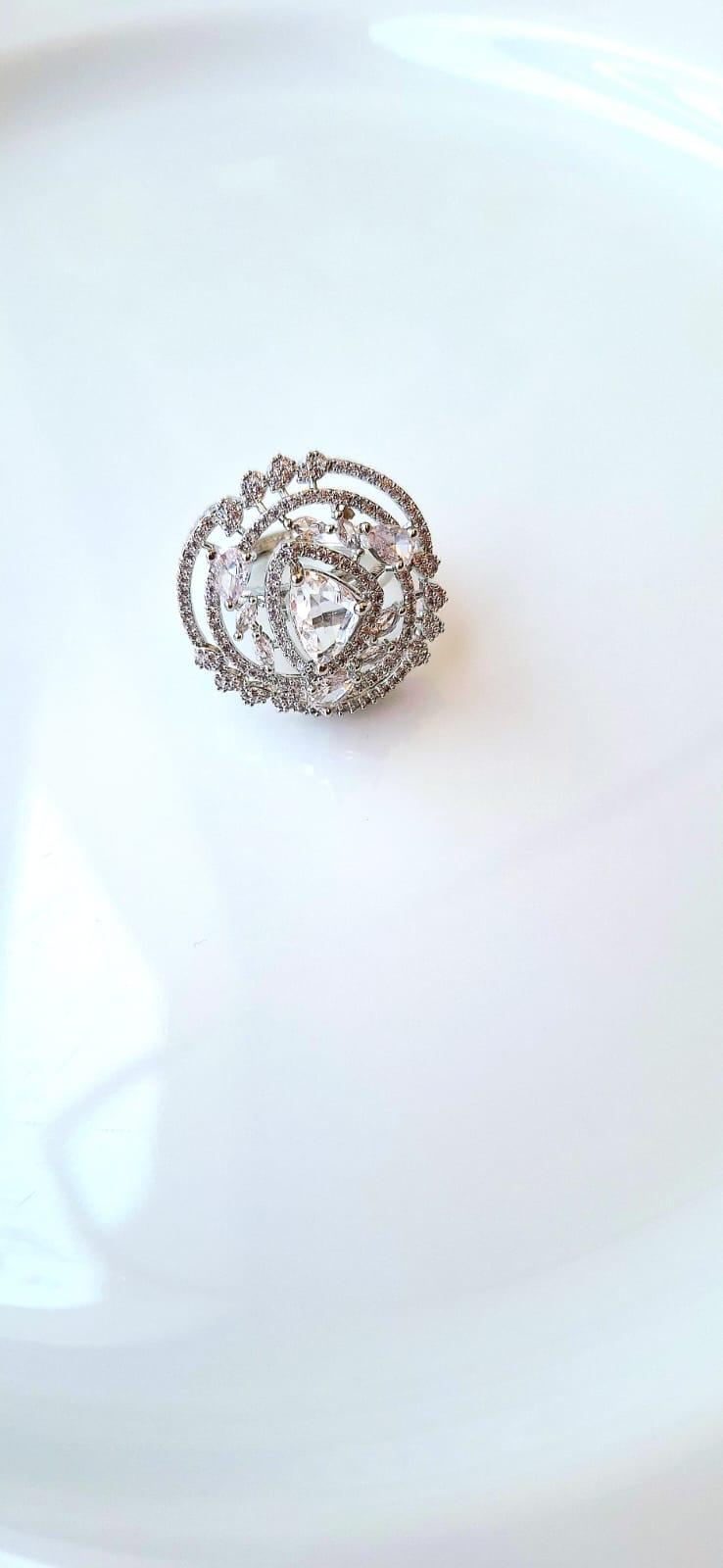 Luxe cubic zircon ring